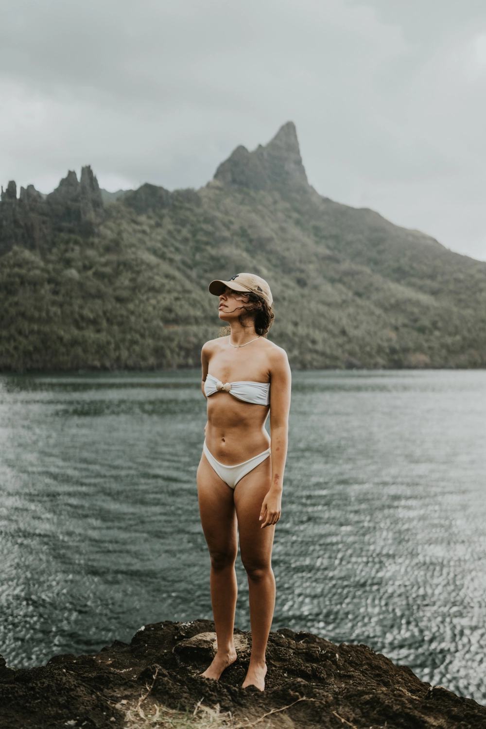 bora-bora-photographer-solo-portrait-kt-photo-voyage-photoshoot-honeymoon-3005