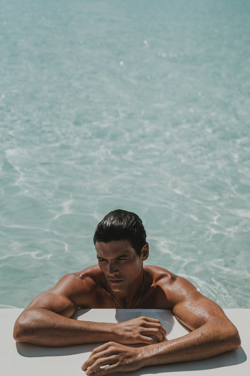 bora-bora-photographer-solo-portrait-kt-photo-voyage-photoshoot-honeymoon-3011